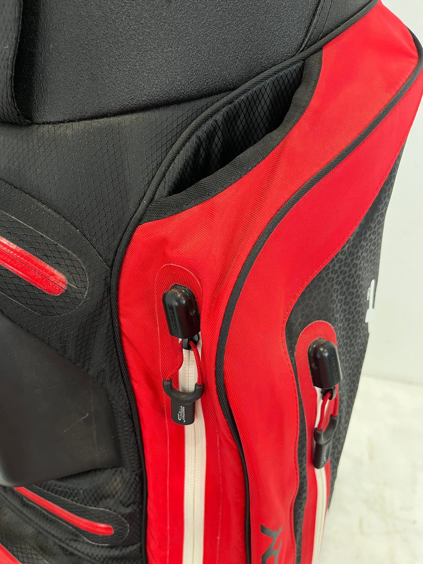 Titleist Cart 14 StaDry Golf Bag (Pre-loved)