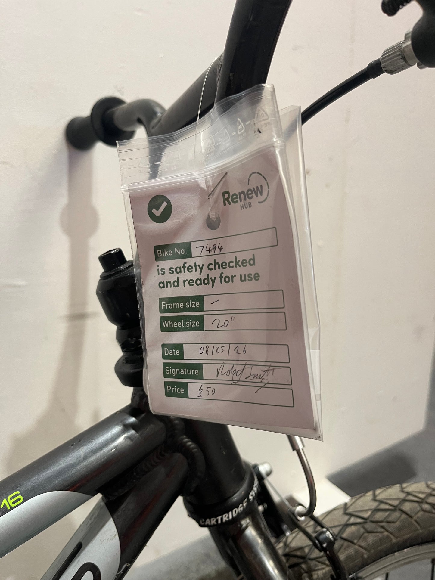 Isla Bikes Black Grey 16” Children’s Bike (Pre-Loved)