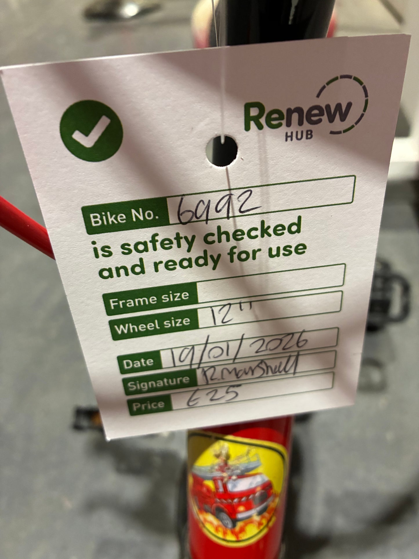 Apollo Firechief 12” Bike with Stabilisers (Pre-loved)