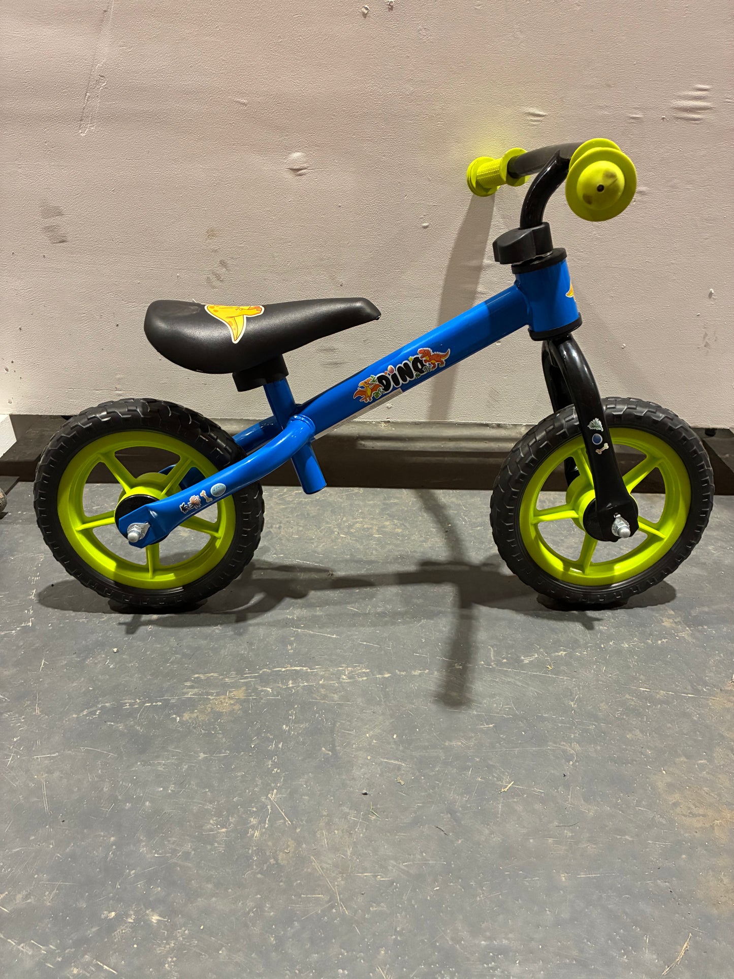 Dinosaur 10” Balance Bike (Pre-loved)