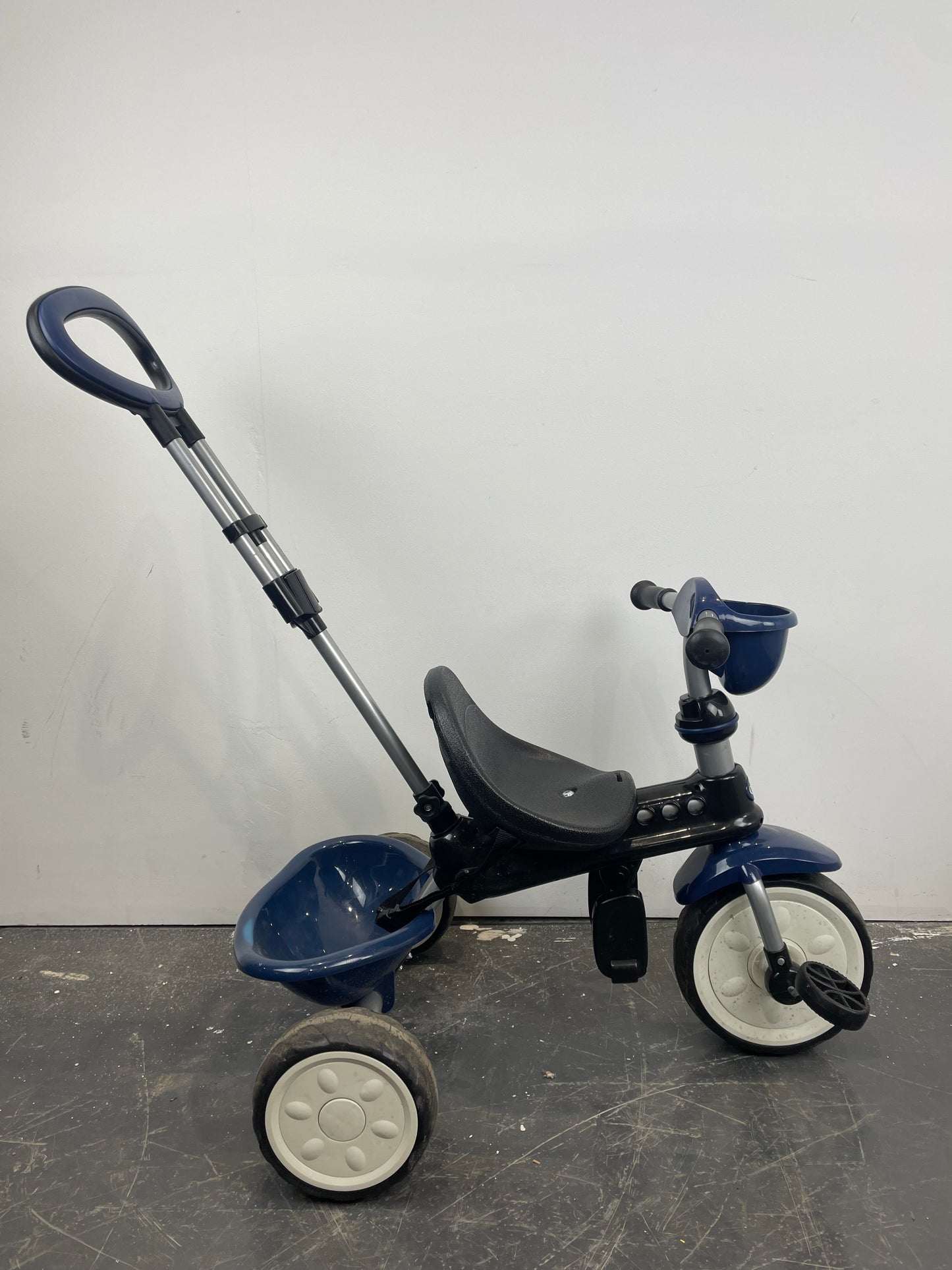 Children’s Blue Trike (Pre-loved)