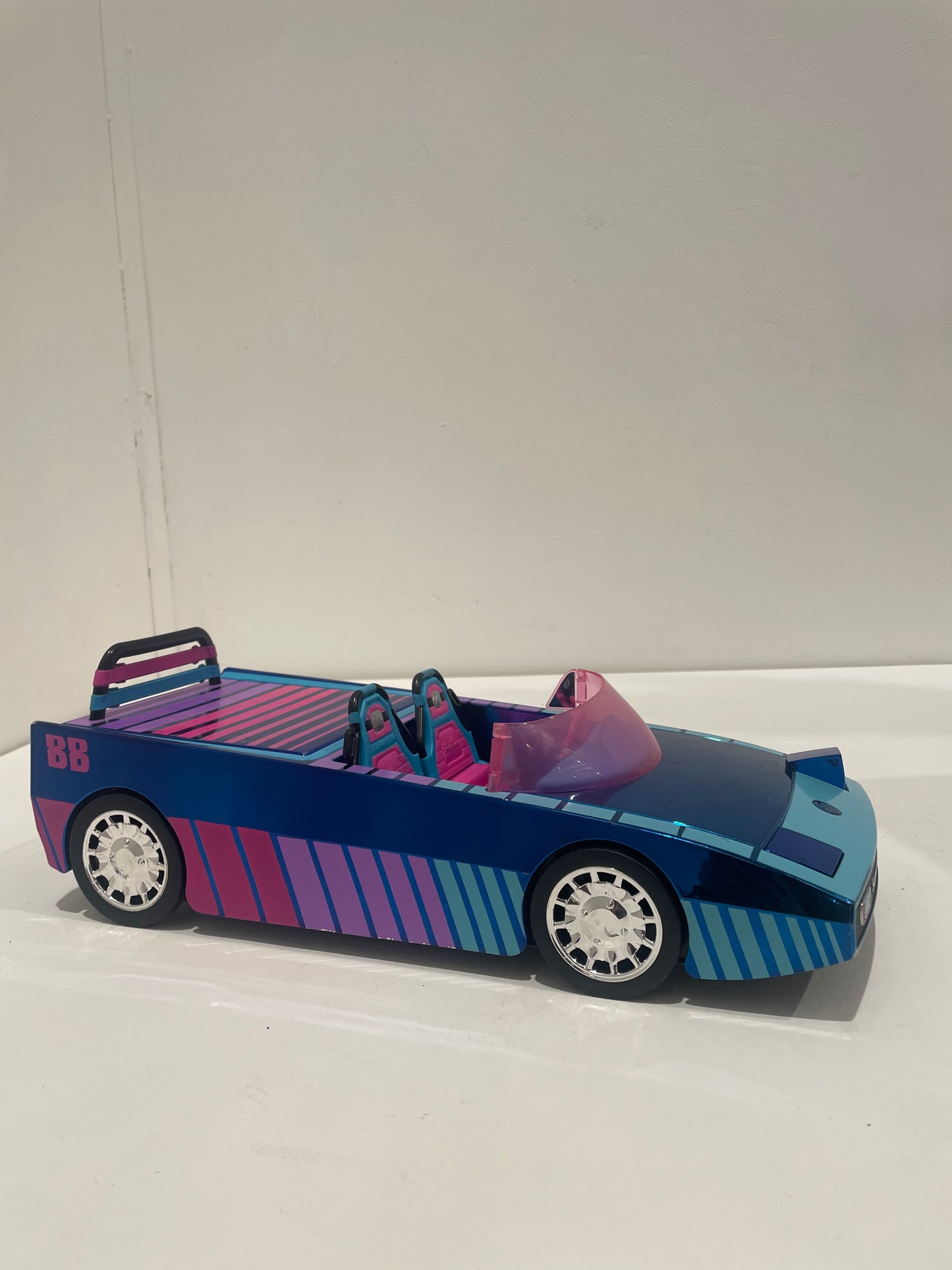 LOL Surprise Toy Car (Pre-loved)