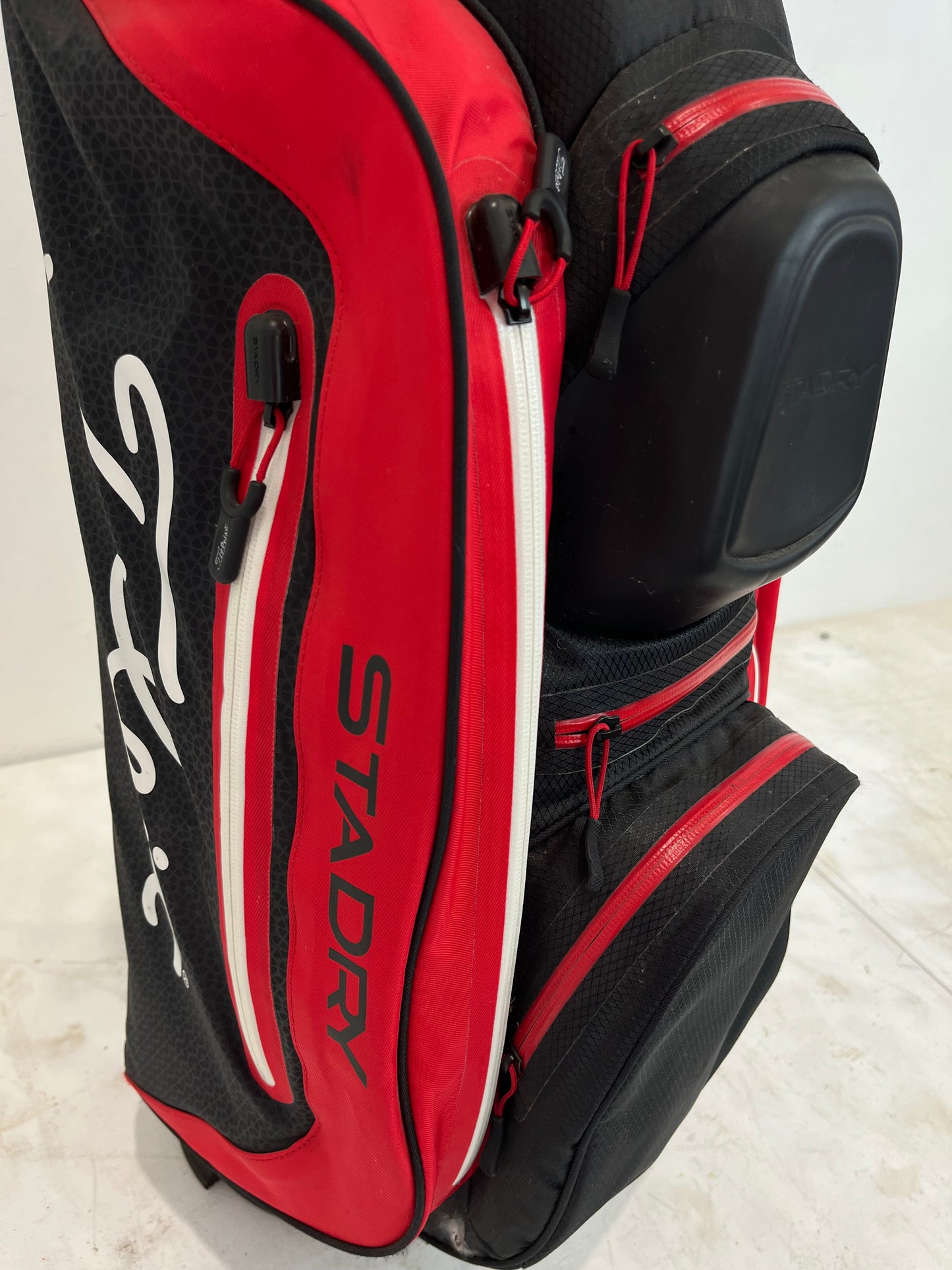 Titleist Cart 14 StaDry Golf Bag (Pre-loved)