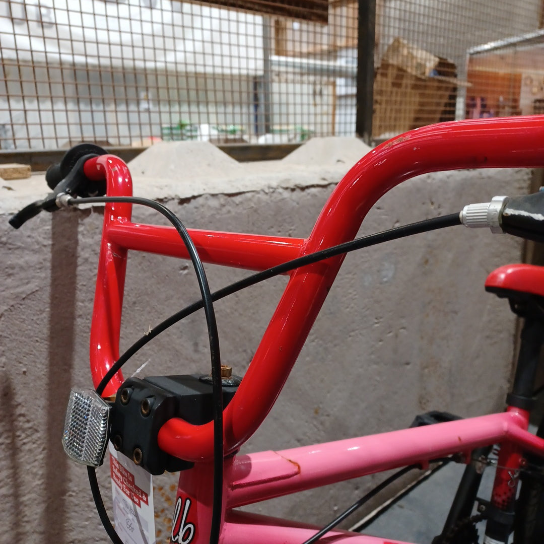 Diamondback Red Bike 20" (Pre-loved)