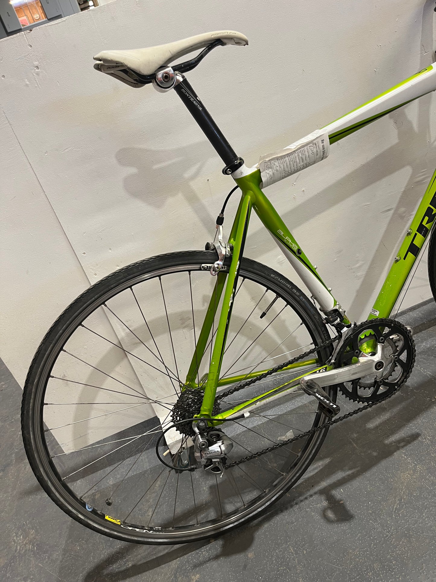 Trek Lime Green 700c Road Bike (Pre-Loved)