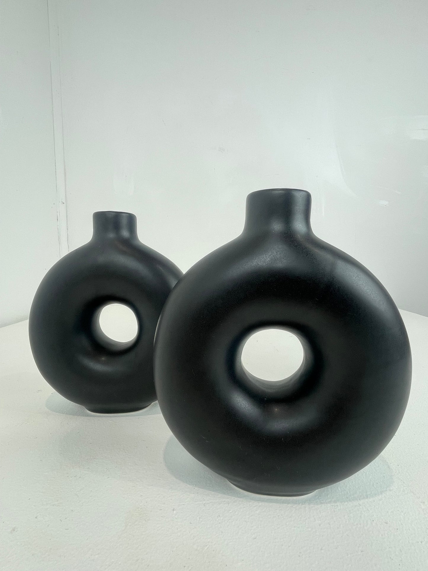 Black Donut Vase x2 (Pre-loved)