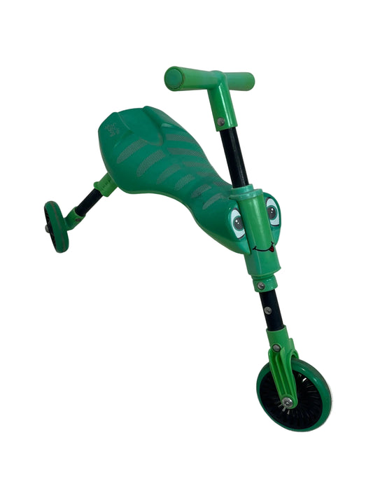 Scuttlebug Green Bumble Ride On (Pre-loved)