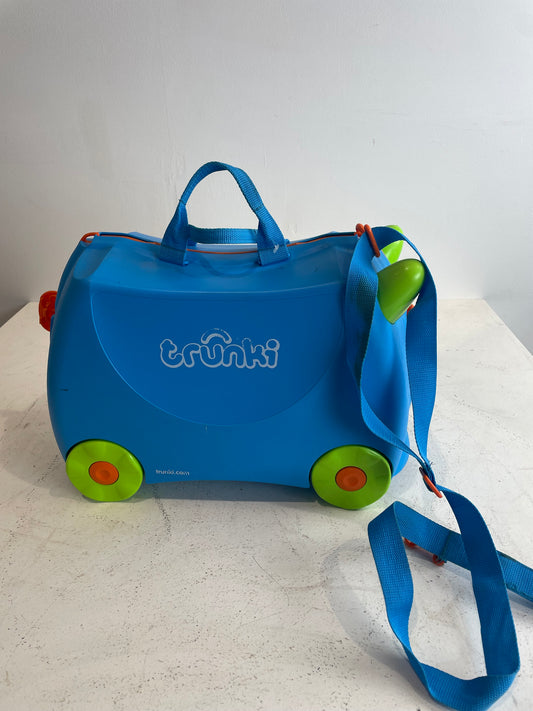 Trunki Blue Children’s Ride On Suitcase (Pre-loved)