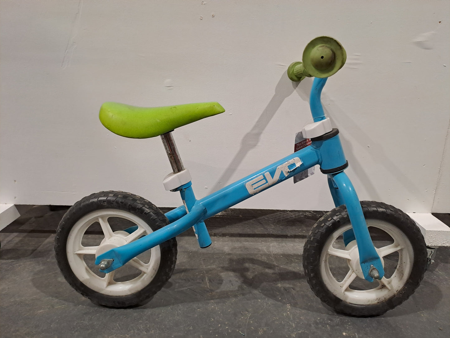 Serviced Evo Balance Bike Blue/Green (Pre-loved)