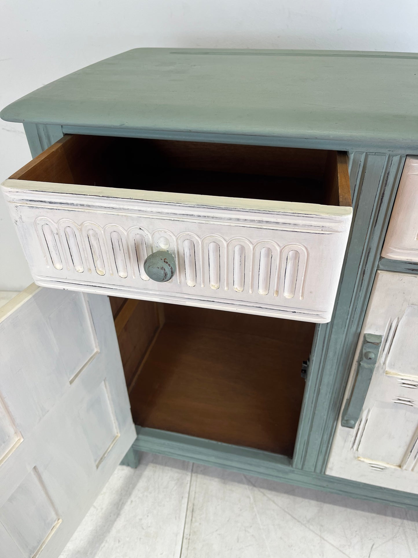 Vintage-Style Wooden Sideboard Cabinet Draws (Pre-Loved)