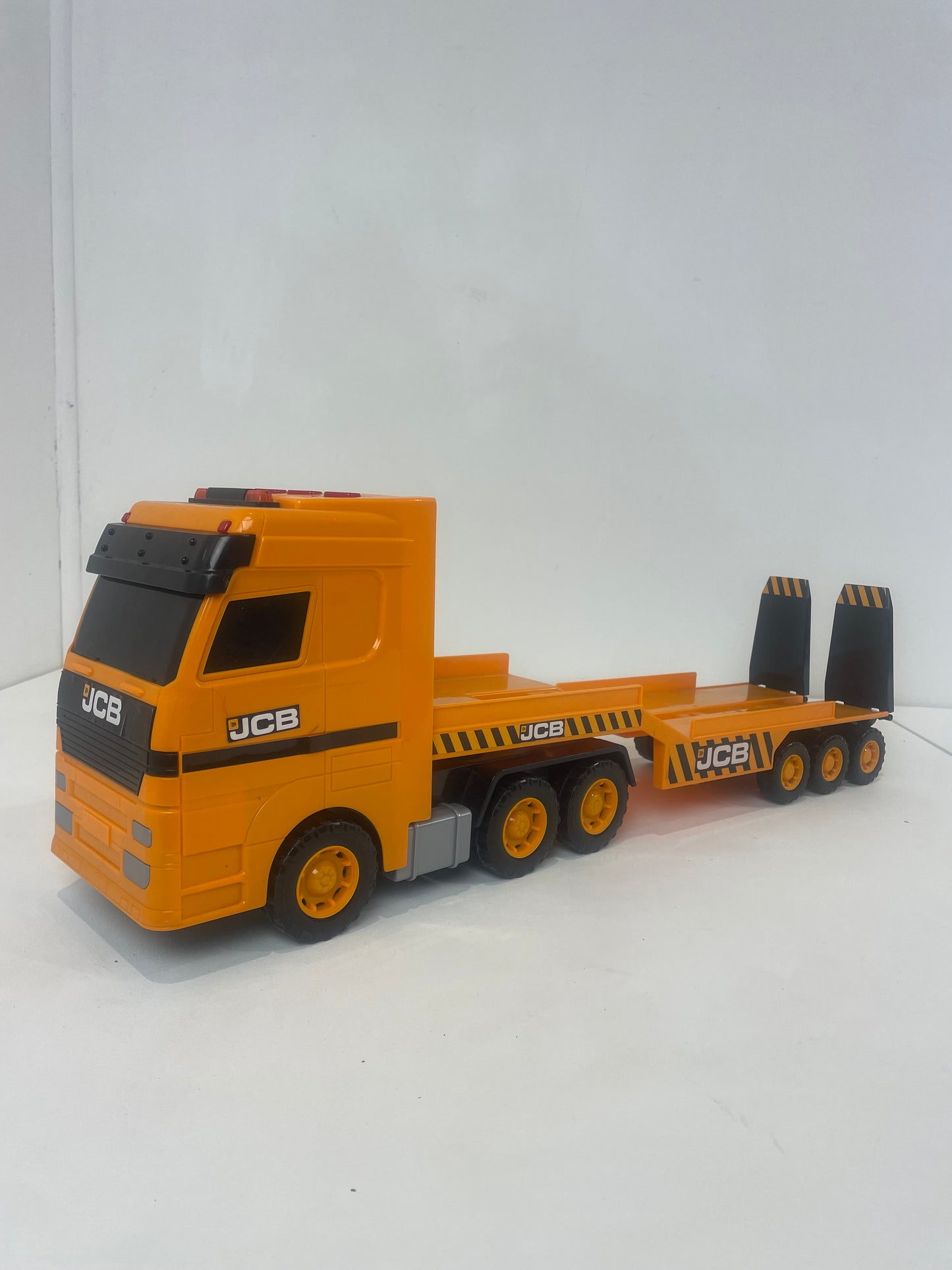 JCB Heavy Load Transporter (Pre-loved)