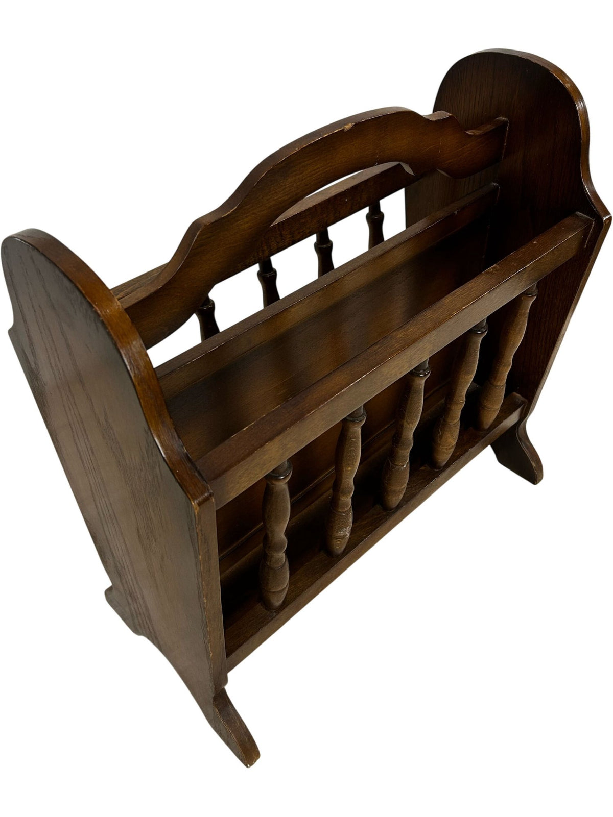 Vintage Style Wooden Magazine Rack with Spindle Detail & Handle (Pre-Loved)