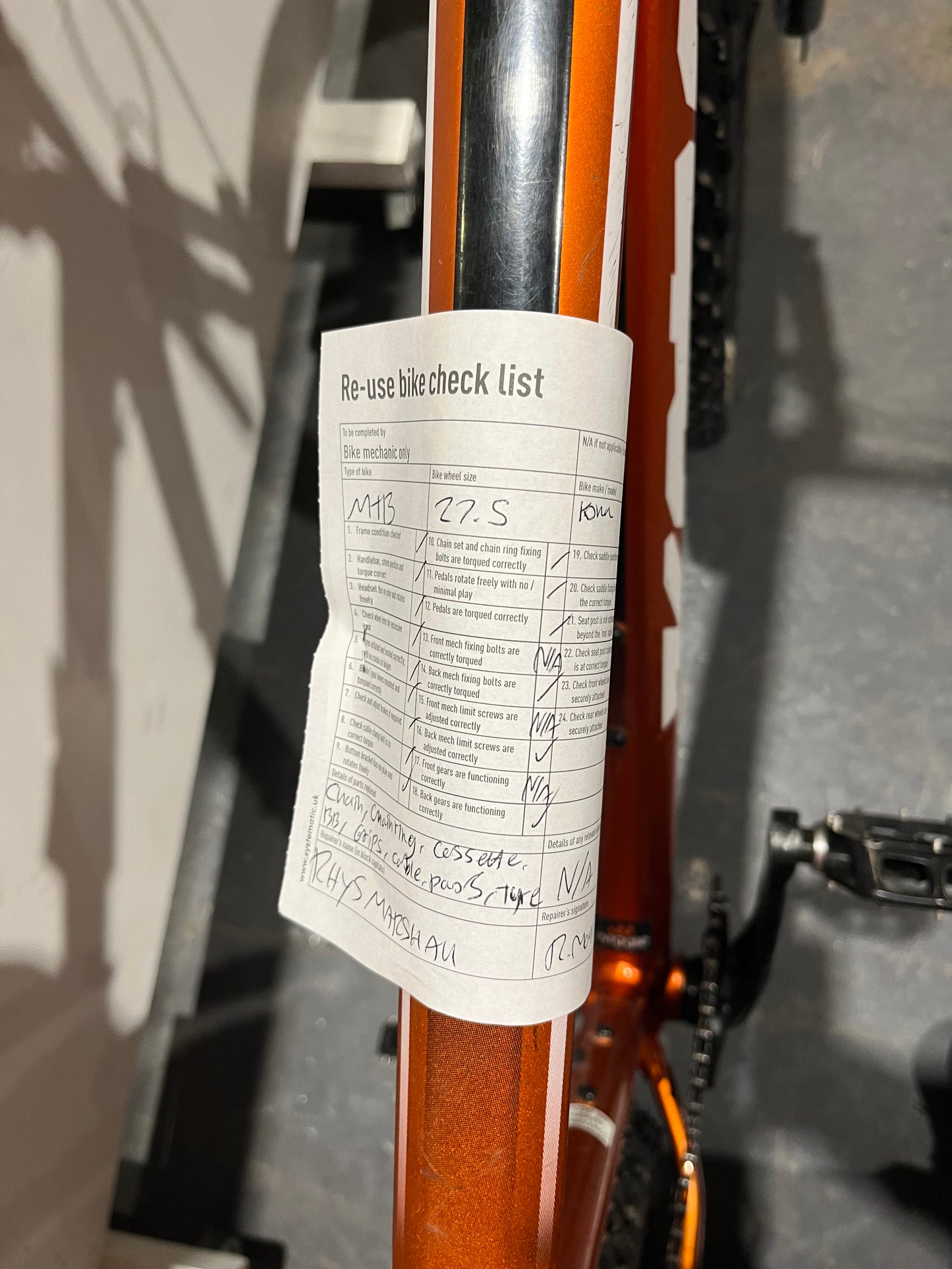 Kona Blast Orange 27.5” Mountain Bike (Pre-Loved)