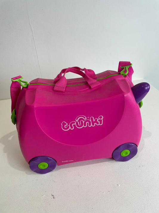 Trunki Pink Children’s Ride On Suitcase (Pre-loved)