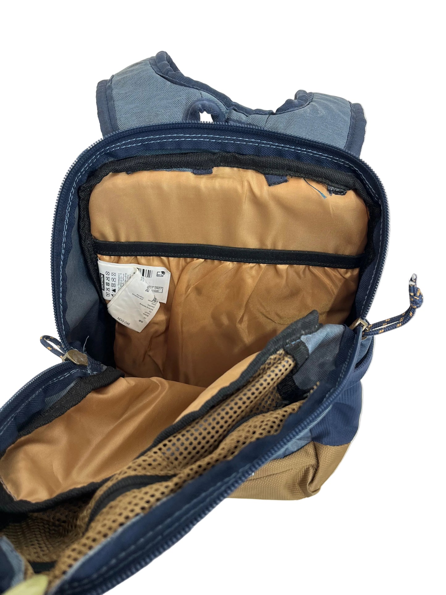 Quechua 10L Blue Hiking Backpack (Pre-Loved)