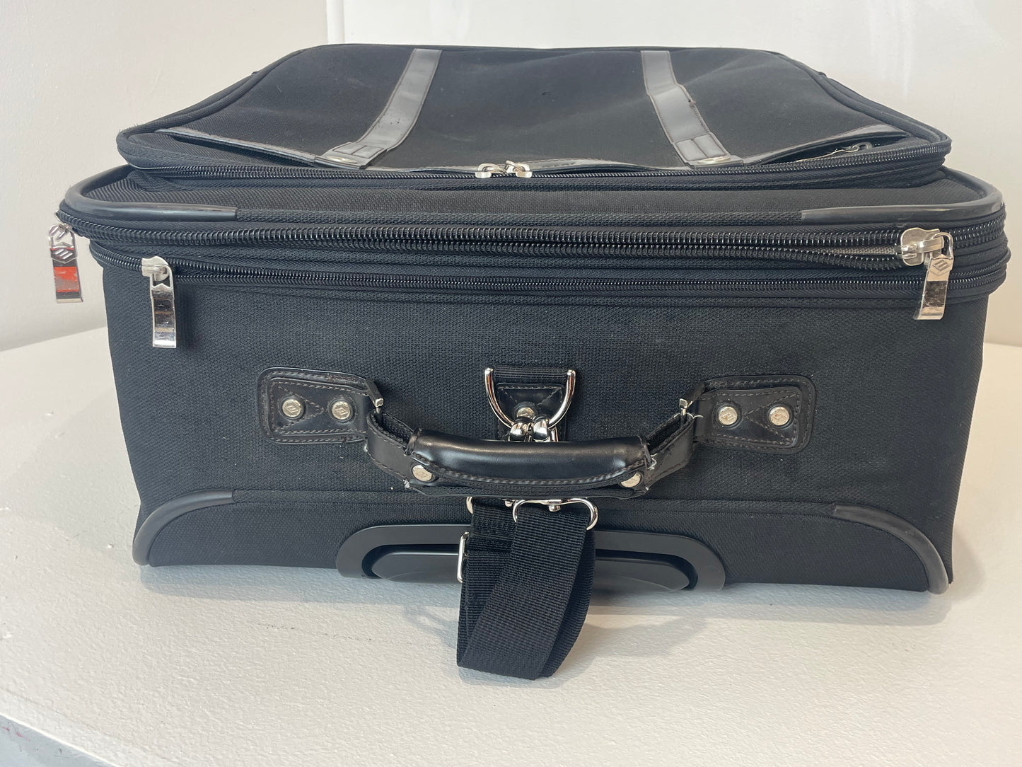 Joseph Abboud Black Suitcase (Pre-loved)