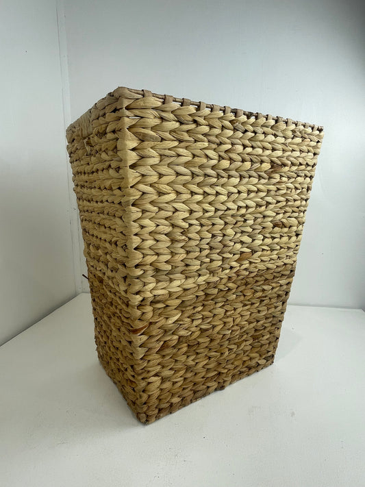 Water Hyacinth Laundry Hamper (New)