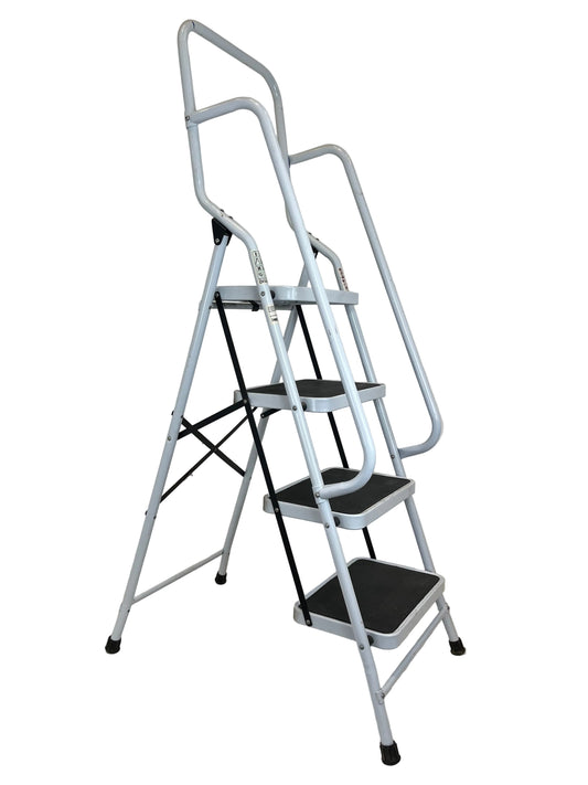 4-Step Safety Domestic Platform Step Ladder (Pre-Loved)