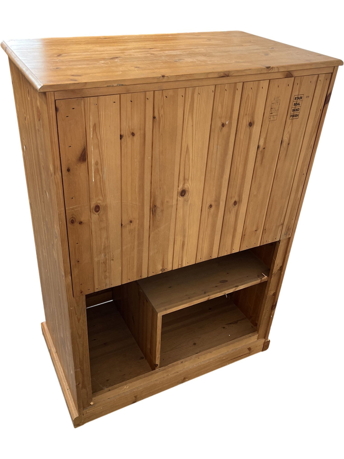 Wooden 2 Door Wardrobe Pine Style (Pre-Loved)