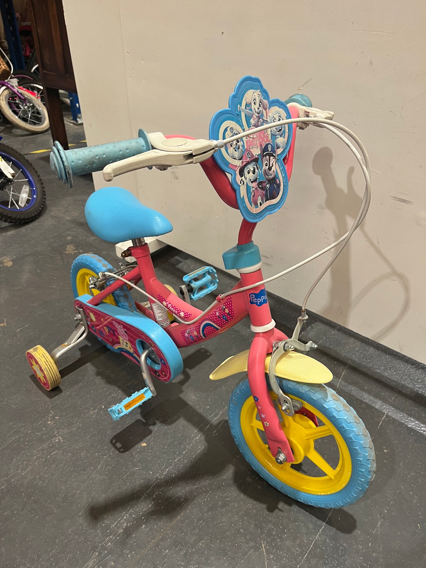 Pink Peppa Pig 12” Children’s Bike With Stabilisers (Pre-Loved)
