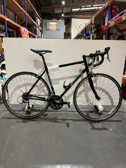 Jamis Quest Black 700c Road Bike (Pre-Loved)