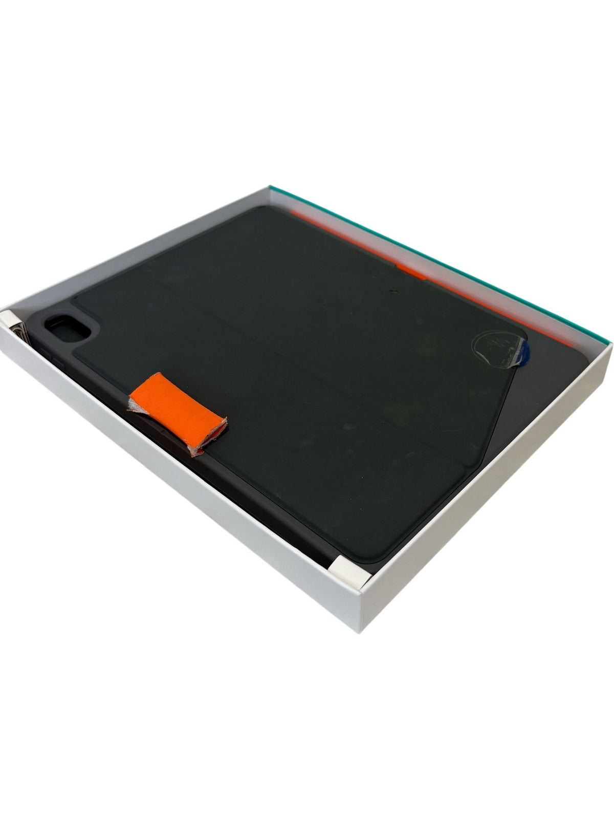Logitech Combo Touch Keyboard Case for iPad 10th Generation (Pre Loved)