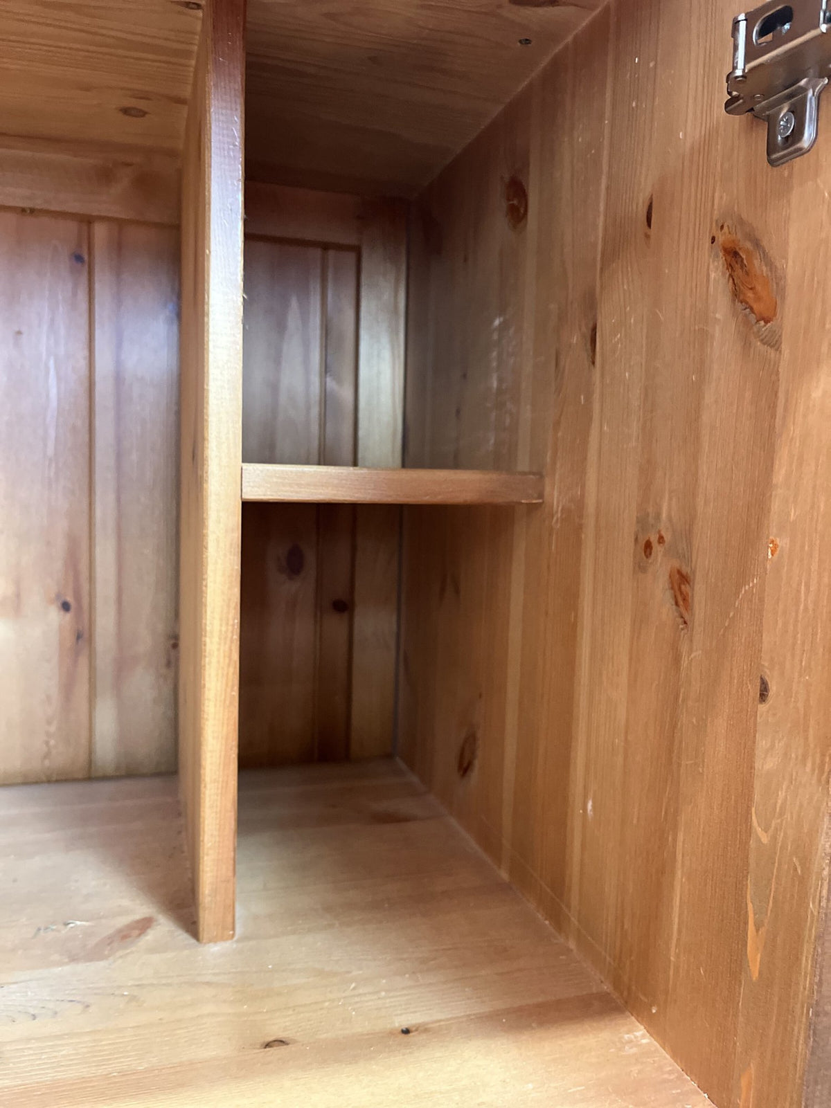 Wooden 2 Door Wardrobe Pine Style (Pre-Loved)