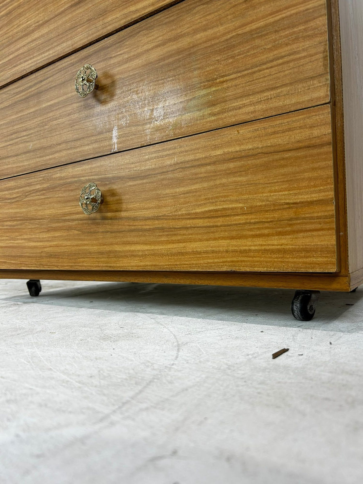 4 Drawer Wood Effect Chest Storage Unit on Castors Bedroom Office (Pre-Loved)