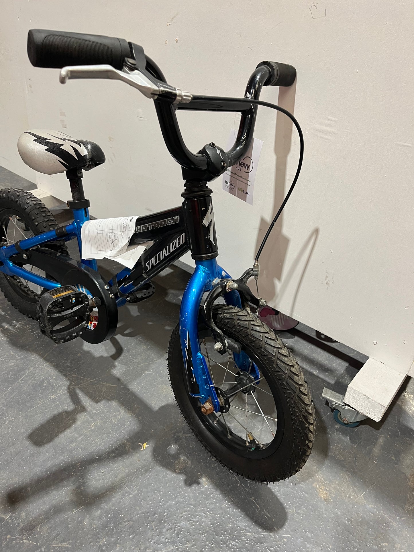 Specialised Black 12” Children’s Bike (Pre-Loved)