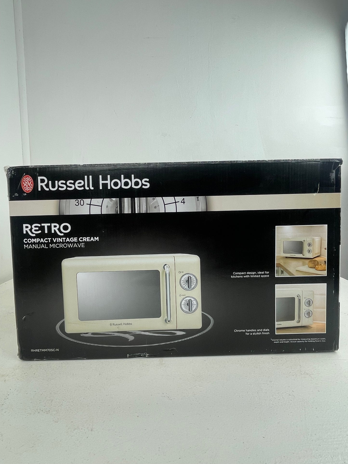 Russell Hobbs Retro Compact Vintage Microwave (Pre-loved)