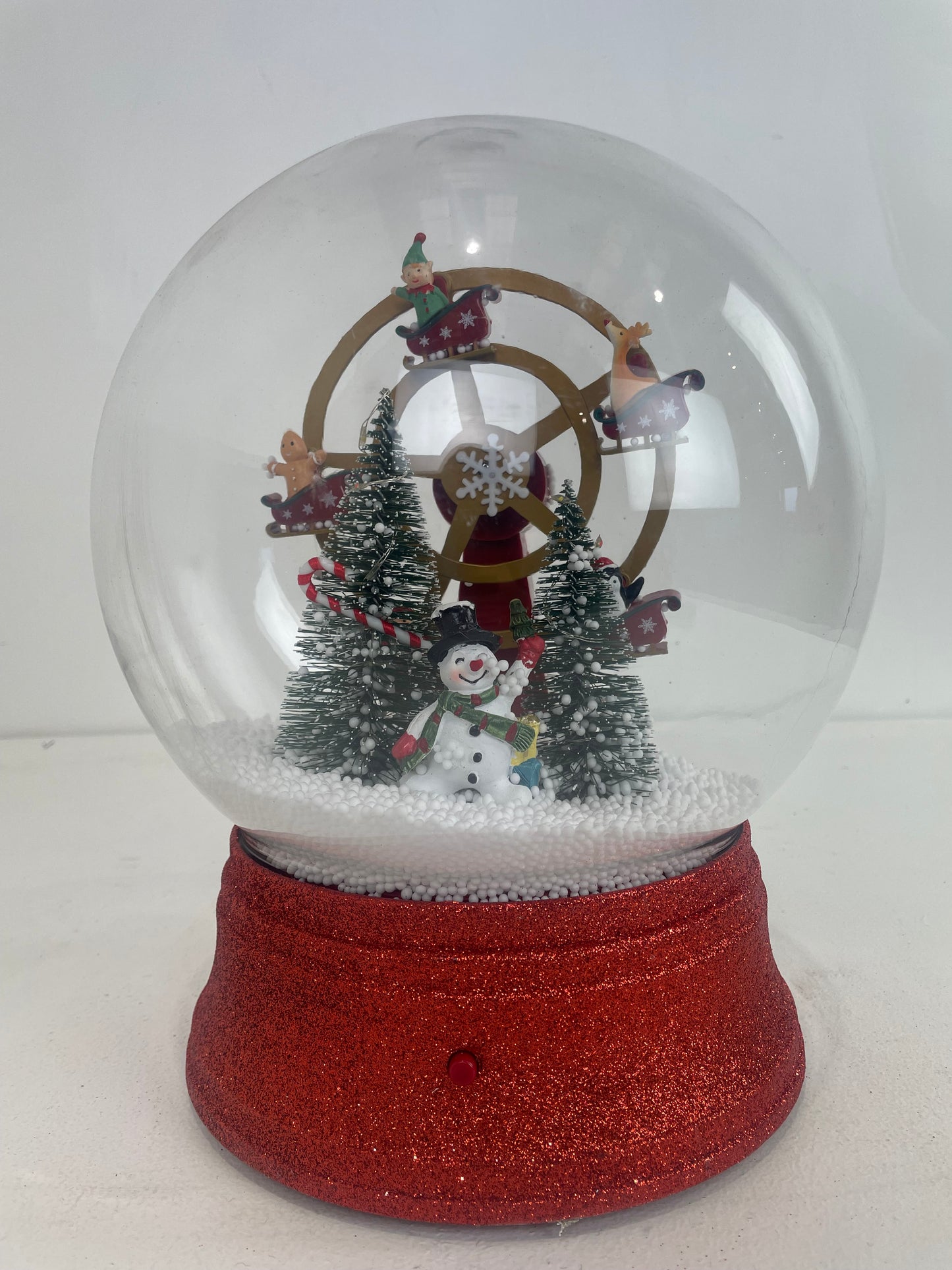 Christmas Snow Globe (Pre-loved)