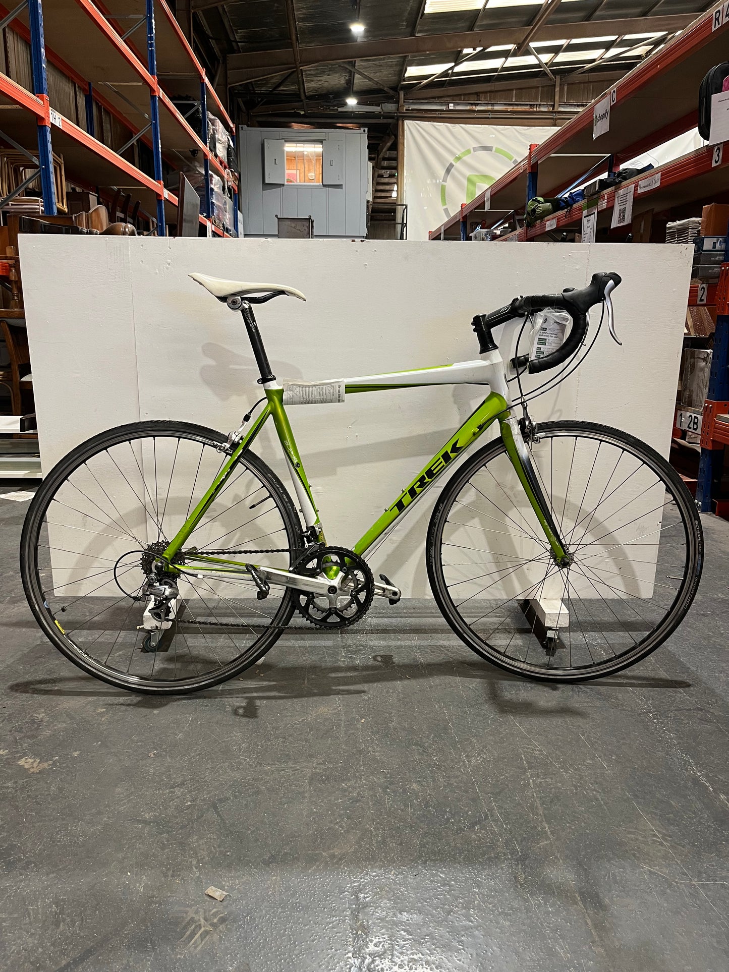Trek Lime Green 700c Road Bike (Pre-Loved)