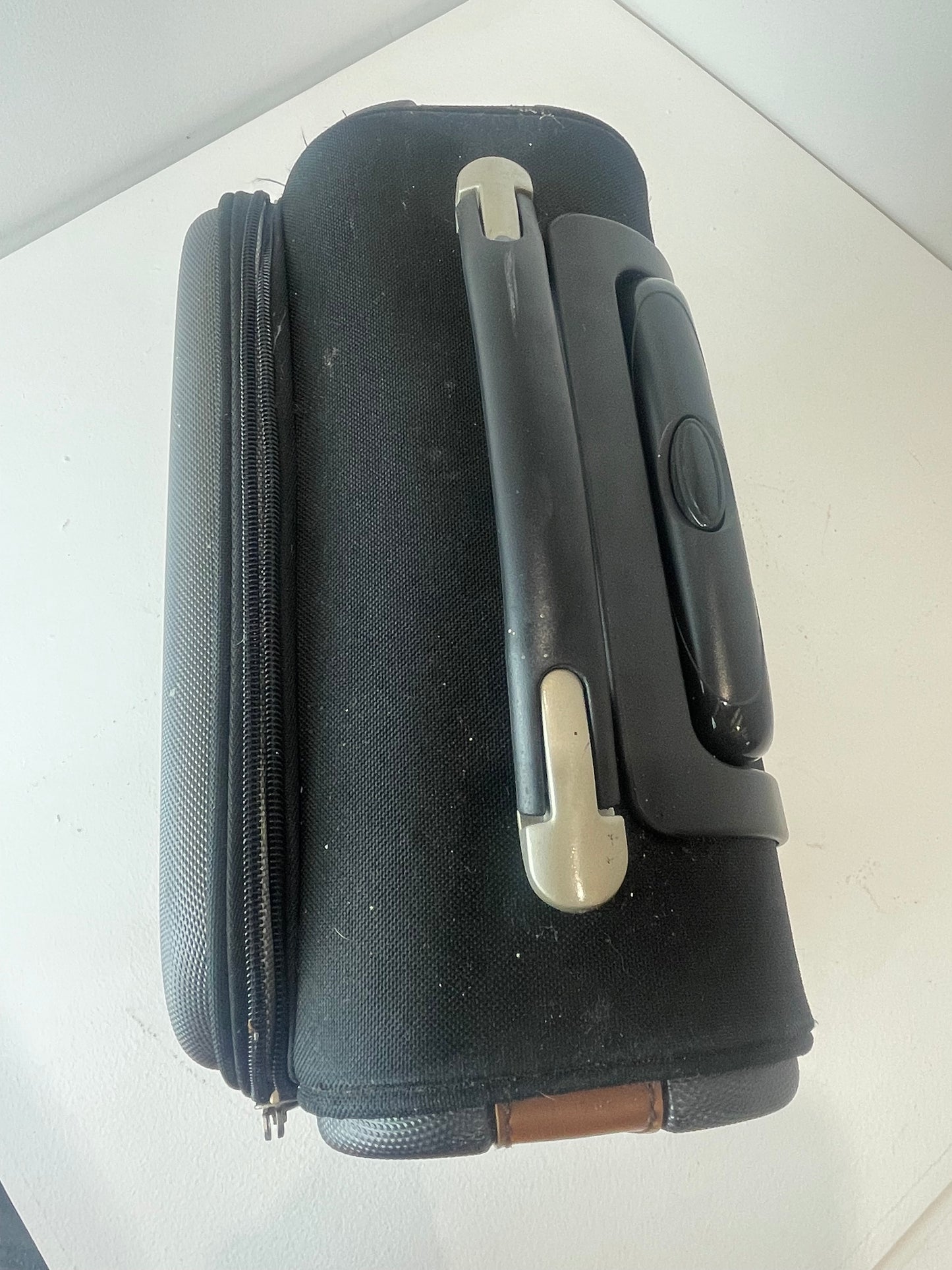 Scott’s of Stow Travel Suitcase (Pre-loved)