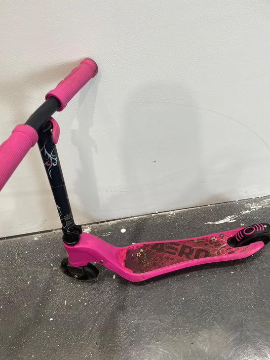 Aero Pink Scooter (Pre-loved)