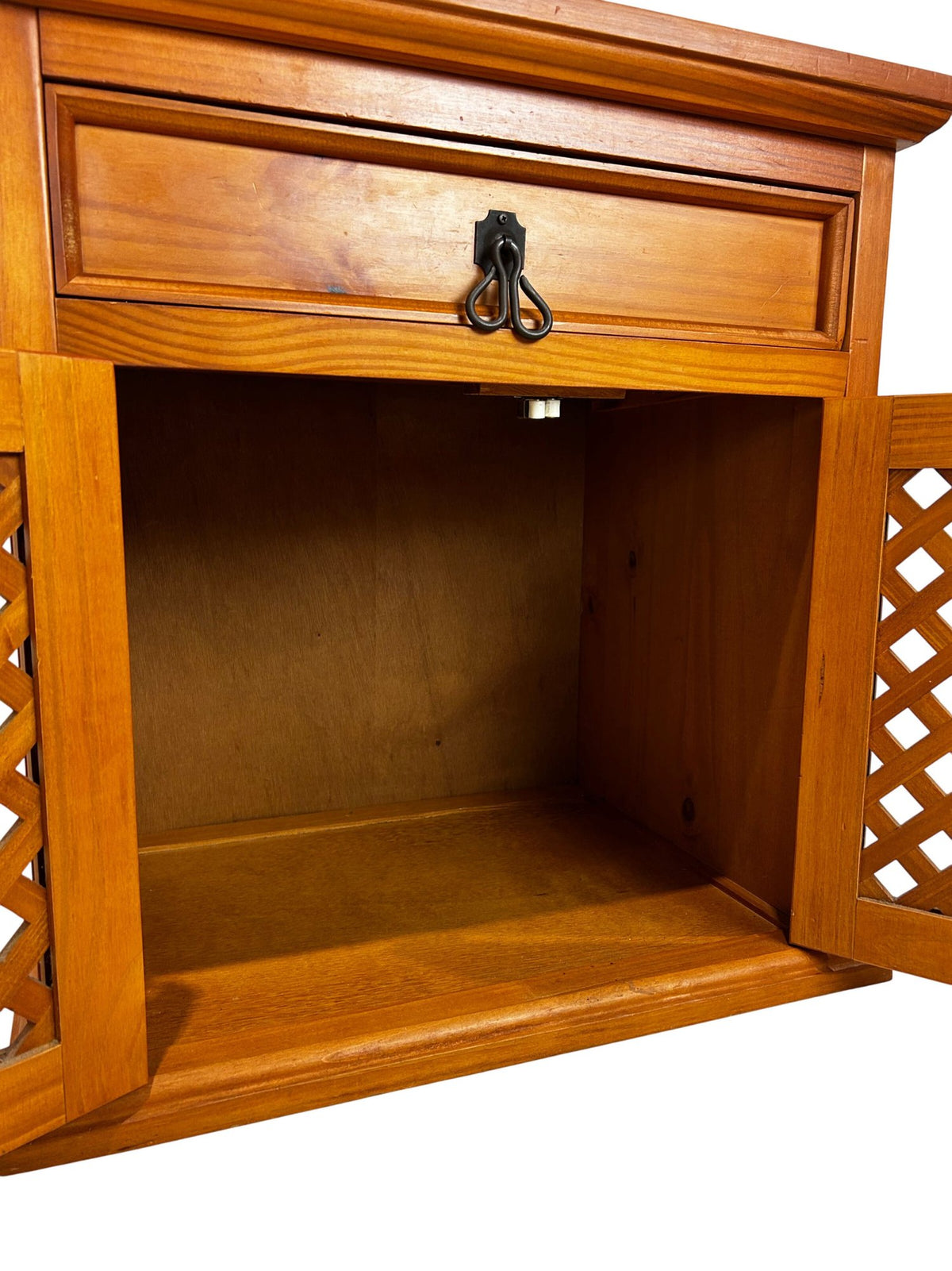 Rustic Wooden Storage Cabinet Sideboard Lattice Doors & Drawer (Pre-Loved)