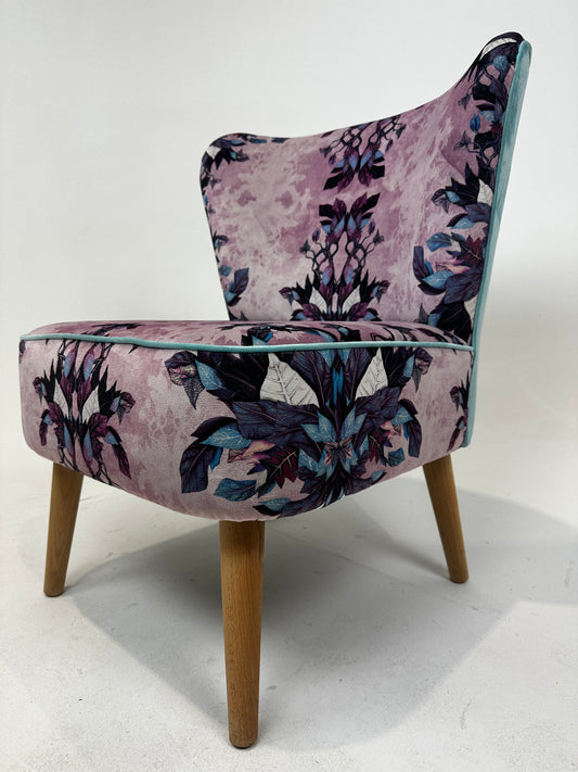 Upholstery Modern Cocktail chair workshop