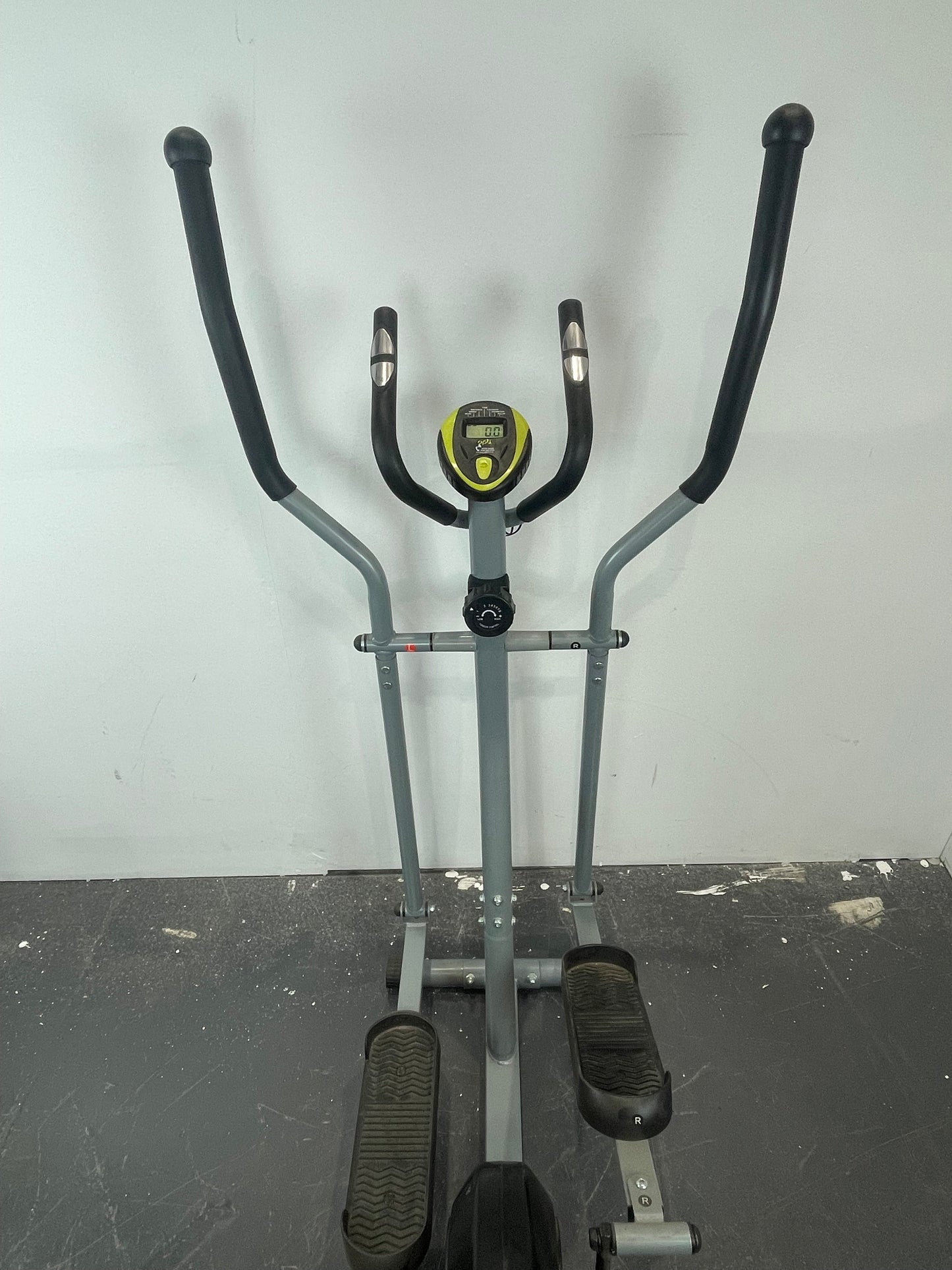 Opti Cross Trainer (Pre-loved)