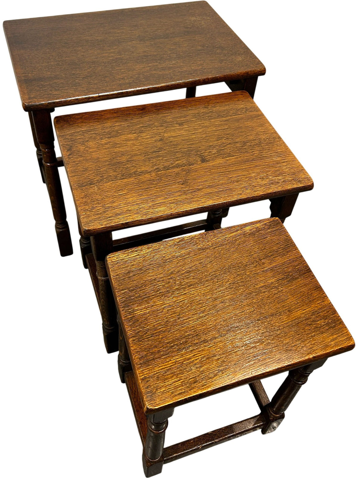Nest of 3 Wooden Side Tables with Turned Legs Dark Traditional (Pre-Loved)