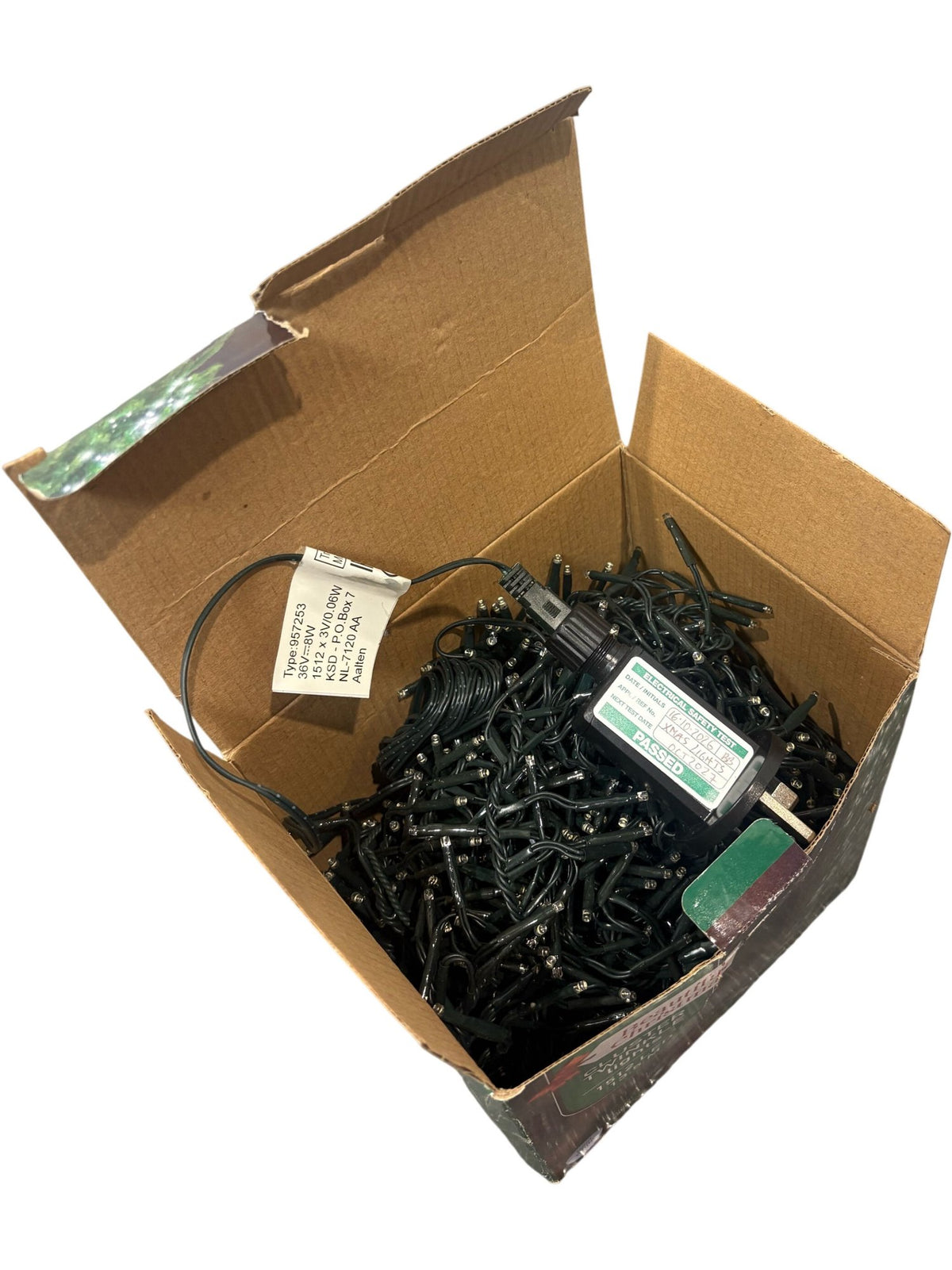 Beautiful Christmas Cluster Twinkle 1512 LED Light String 13.5m (Unused)