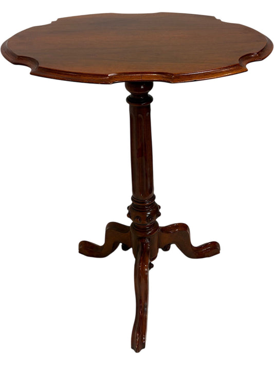 Antique Wooden End Table (Pre-Loved)