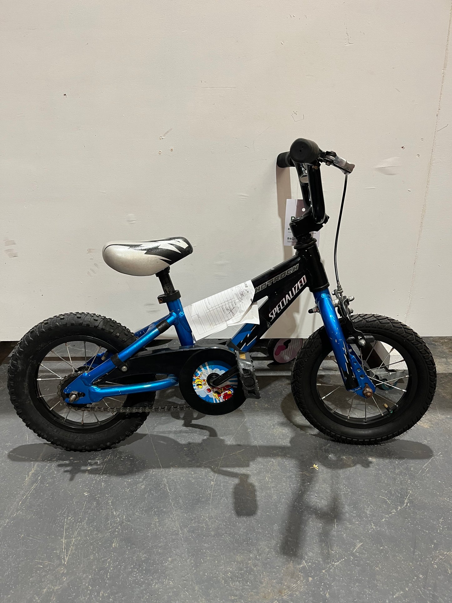 Specialised Black 12” Children’s Bike (Pre-Loved)