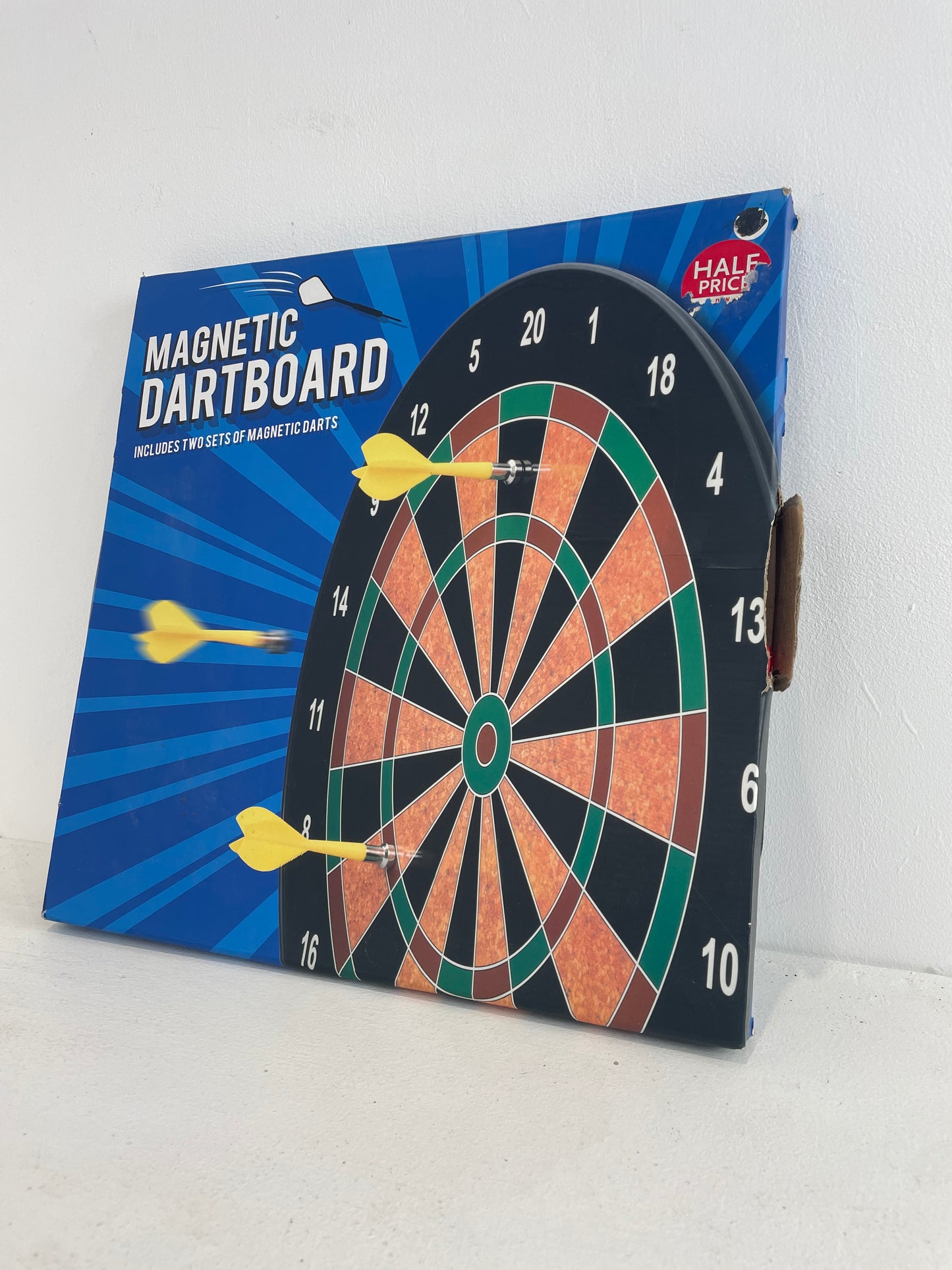 Magnetic Dartboard (Pre-Loved)