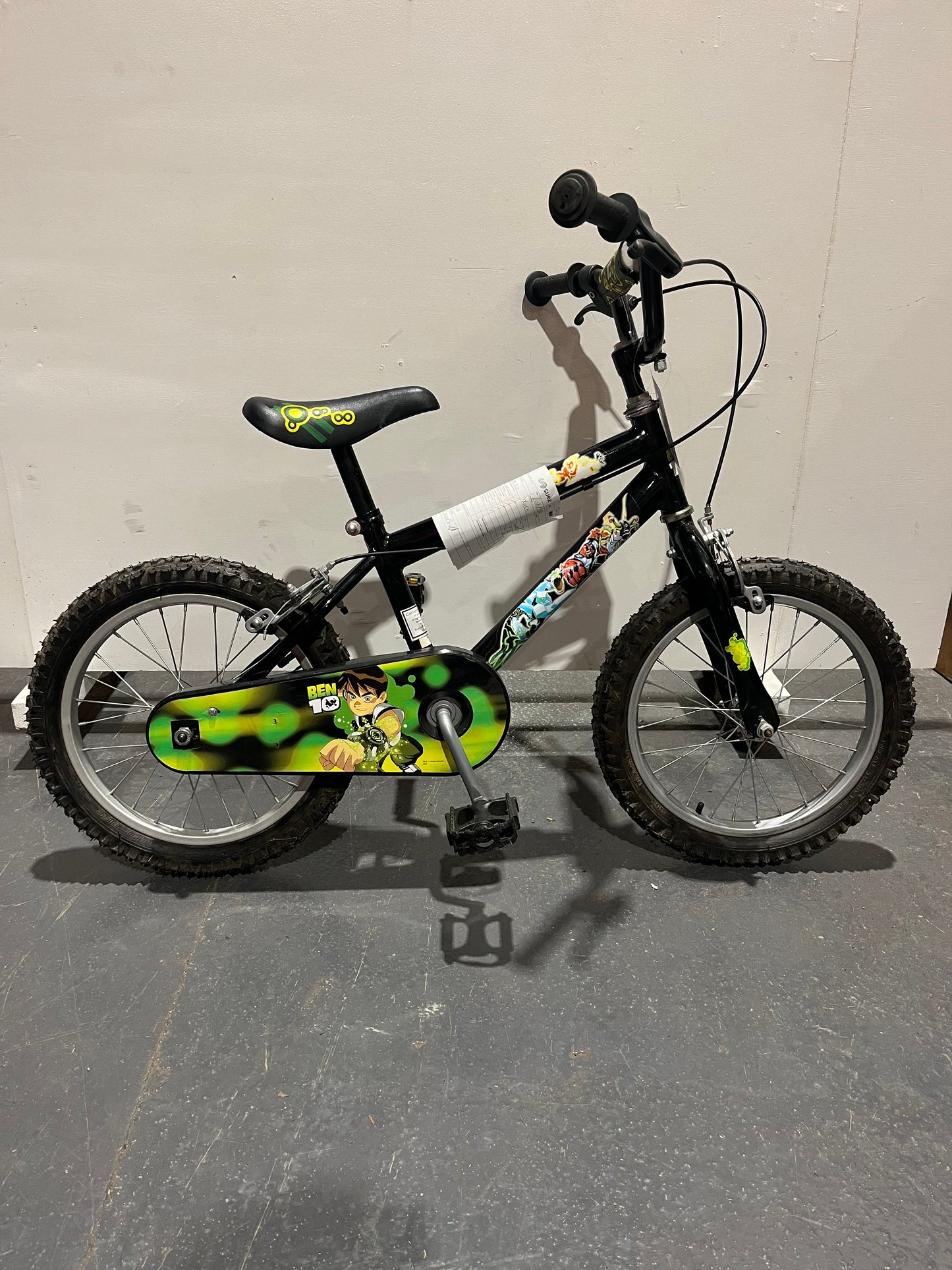 Ben 10 Black 16” Children’s Bike (Pre-Loved)
