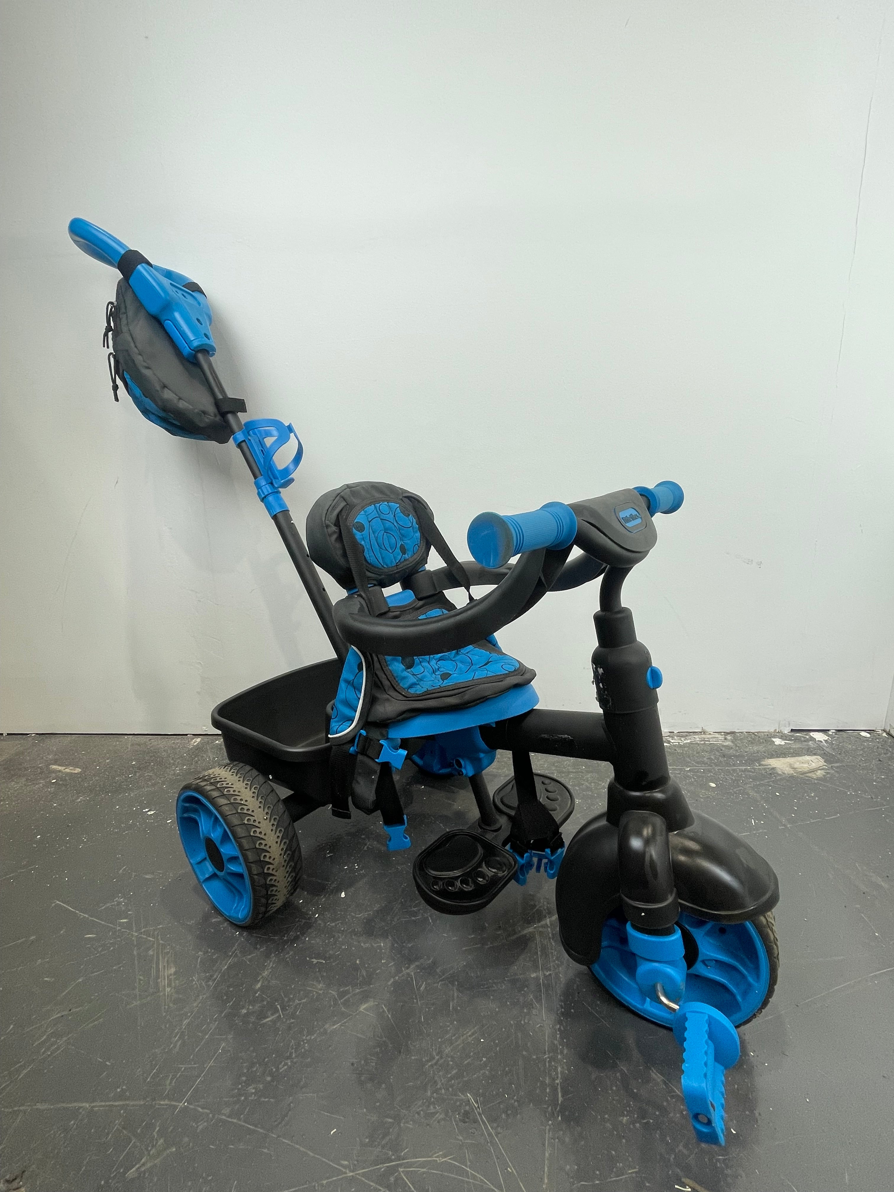 Little tikes tricycle blue best sale