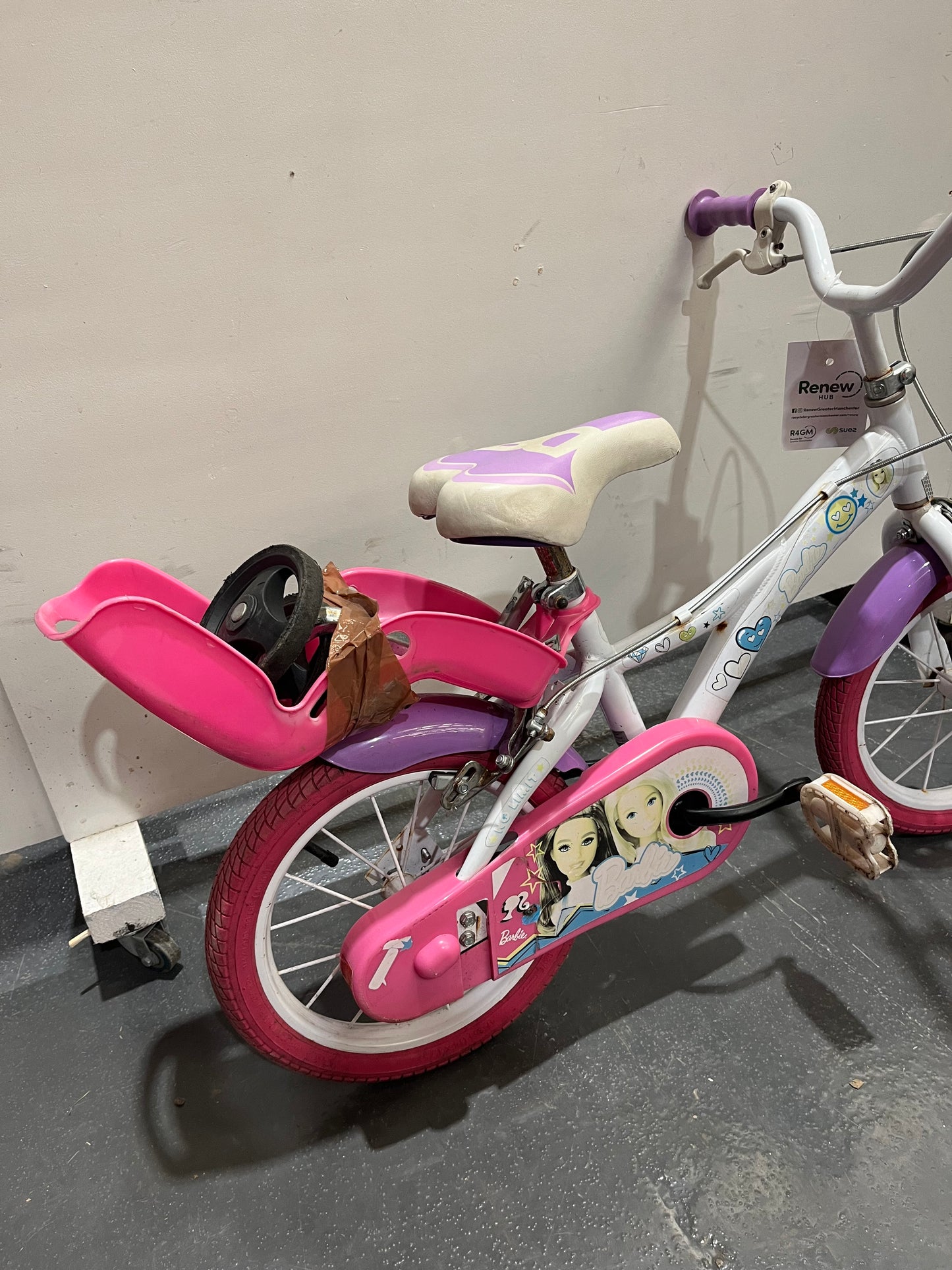 Barbie White 14” Children’s Bike (Pre-Loved)
