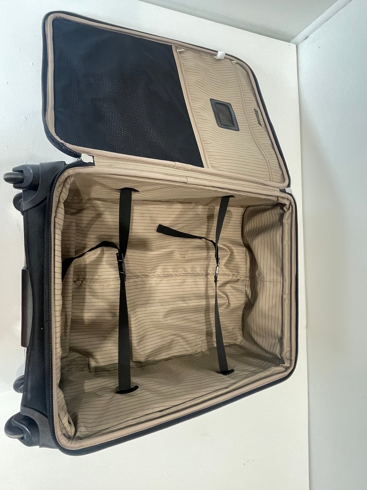 Joseph Abboud Black Suitcase (Pre-loved)