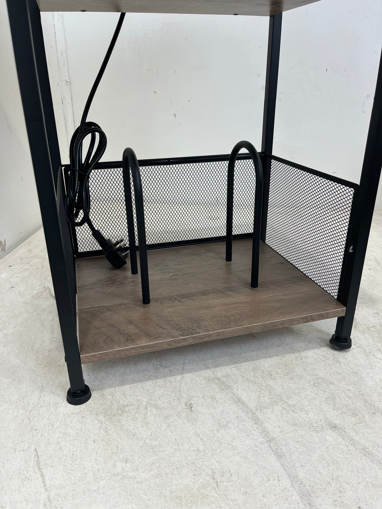 Wooden Metal Frame Vinyl Record Player Stand (Pre-Loved)