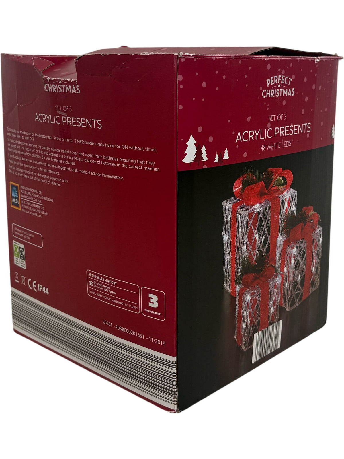 Christmas Acrylic Presents Set of 3 with 48 White LEDs (Unused)