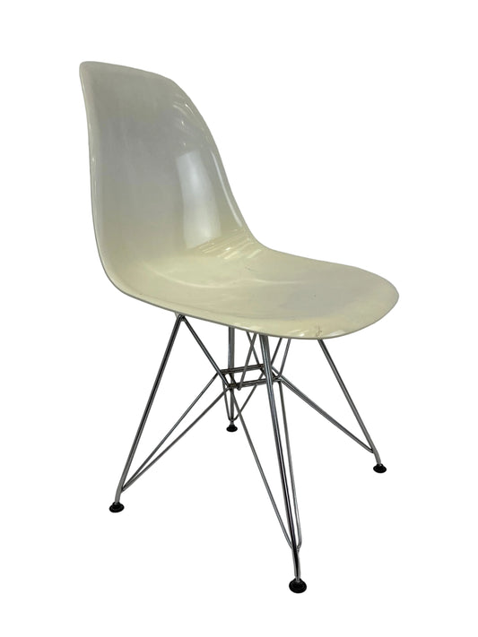 Cream Yellow Eames Style Side Chair (Pre-Loved)