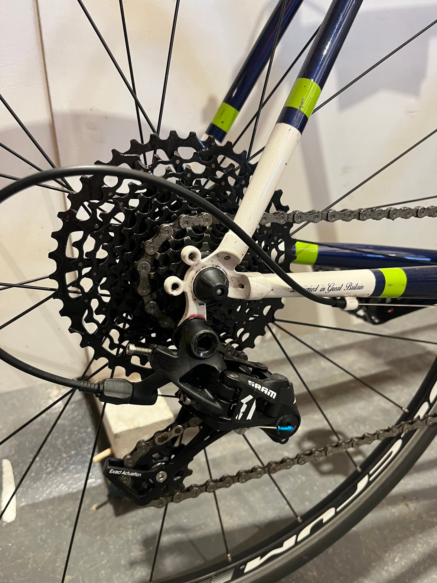 Holdsworth Blue 700c Road Bike (Pre-Loved)